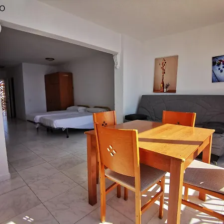 Gestión Inmobiliaria Carmona Rent Apartamento